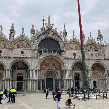 Venice Venezia ,Ghetto,Biennale, Campo Maddalena Ngoại thất bức ảnh